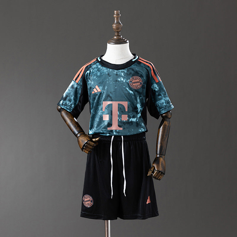 BAY 24/25 – Kids Away Kit