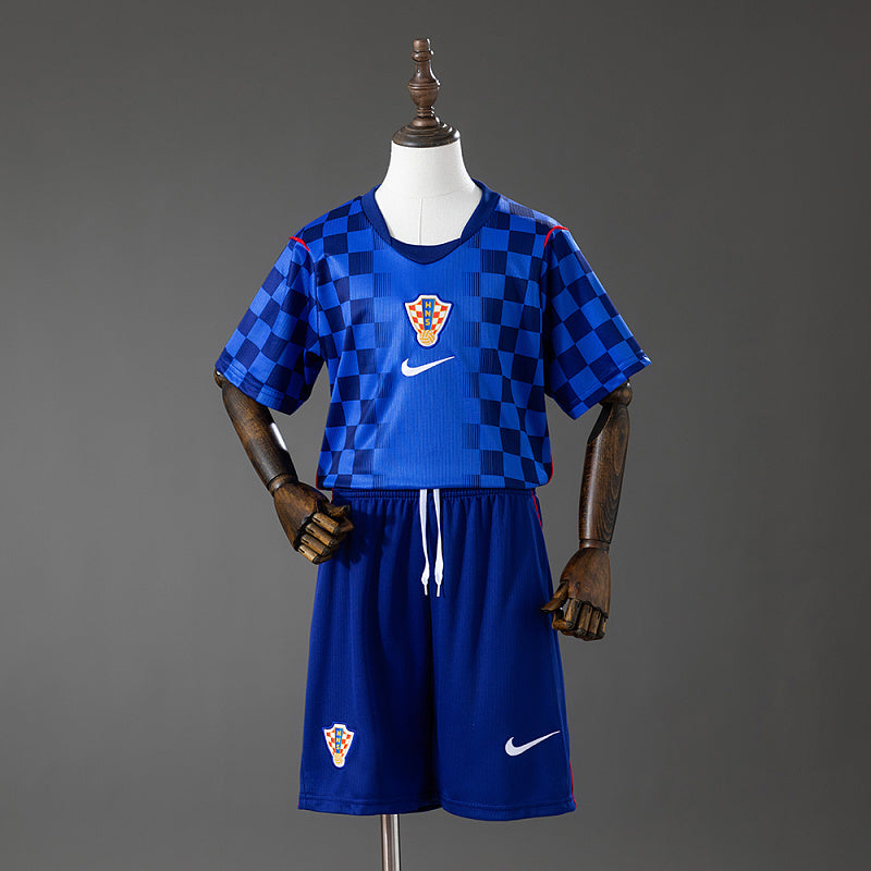 CRO 2026 Kids Away Kit