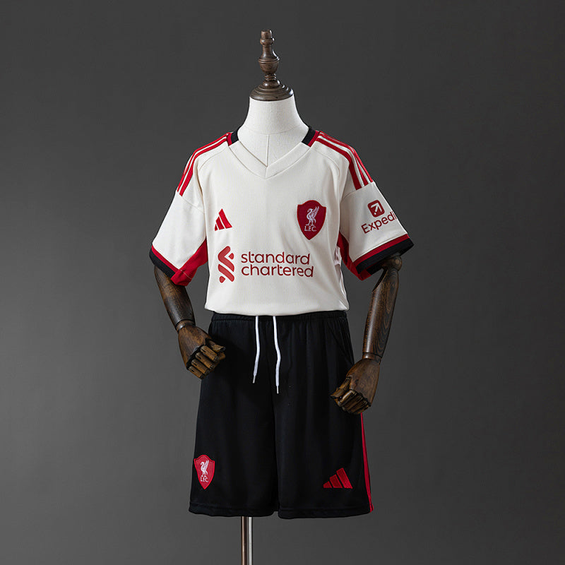 LIV 25/26 Kids Away Kit