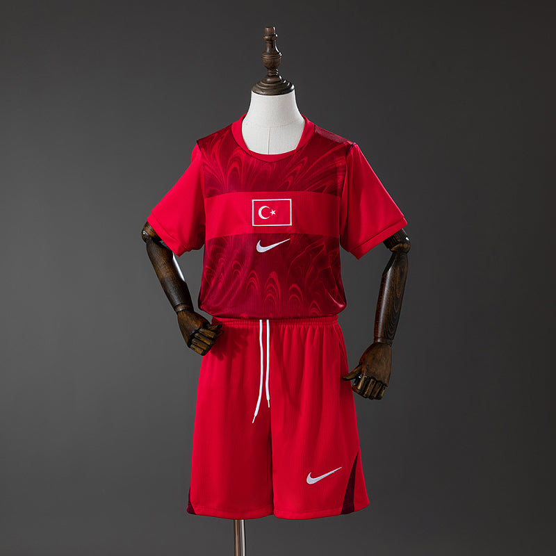 TUR 2026 Kids Away Kit