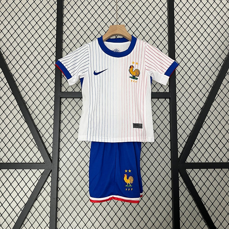 FRA 2024 – Kids Away Kit