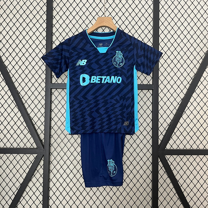 FCP 24/25 – Kids Third Kit