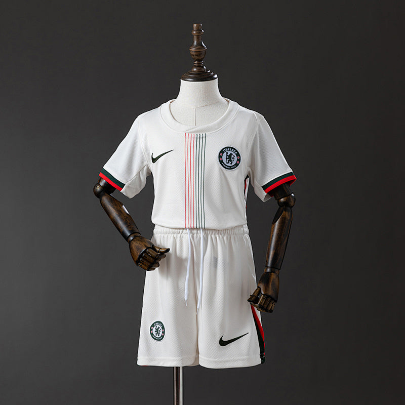CHE 25/26 – Kids Away Kit