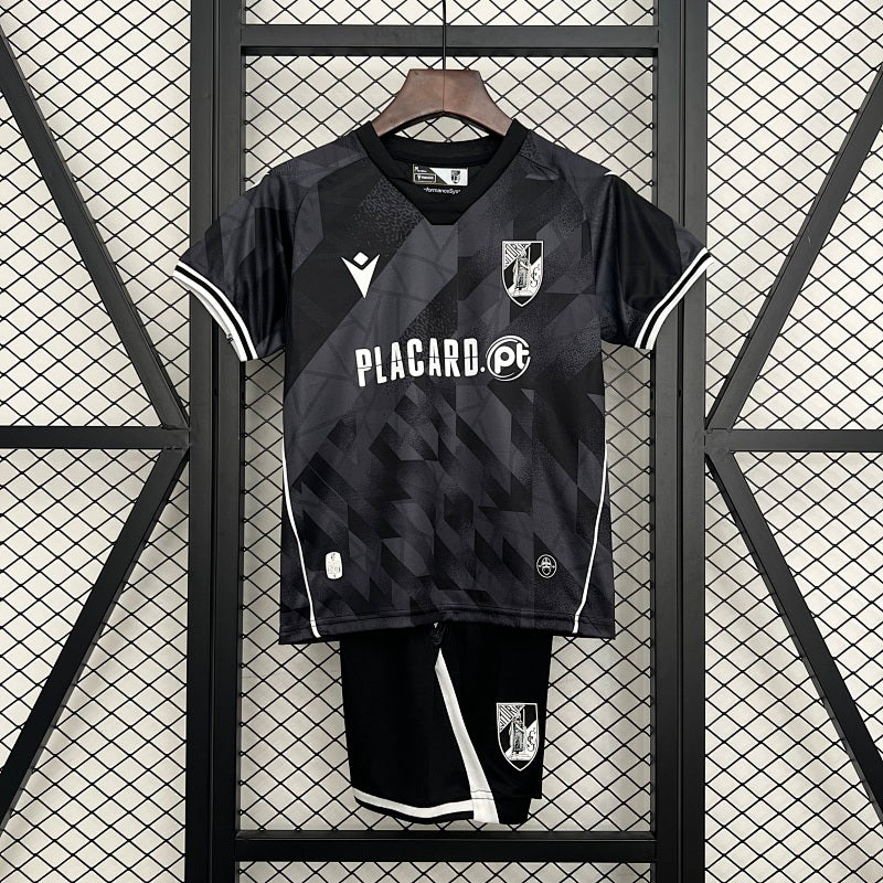 Guimarães 25/26 – Kids Away Kit