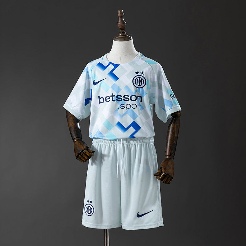 INT 25/26 Kids Away Kit