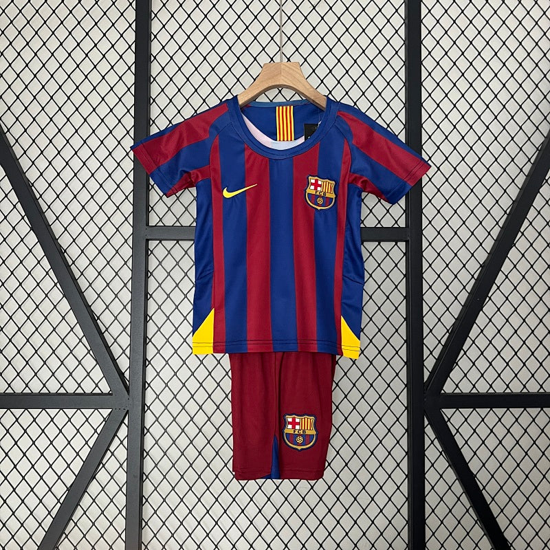 FCB 05/06 – Kids Home Kit