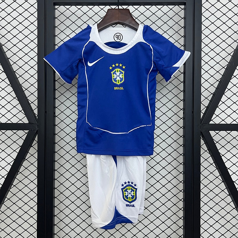 BRA 2004 – Kids Away Kit