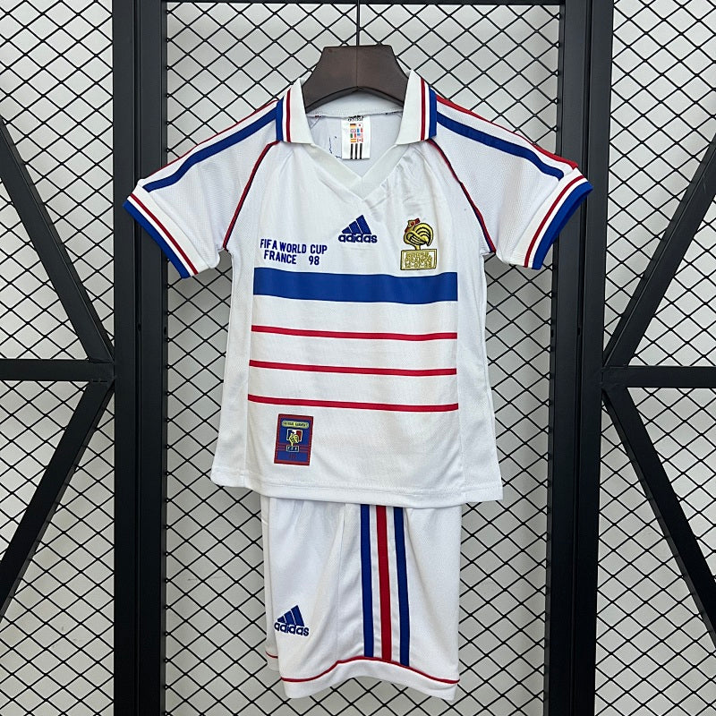 FRA 1998 – Kids Away Kit