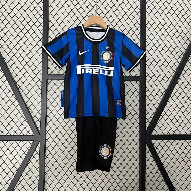 INT 09/10 – Kids Home Kit