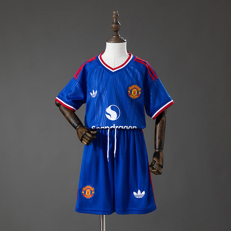 MU 26/27 Kids Away Kit