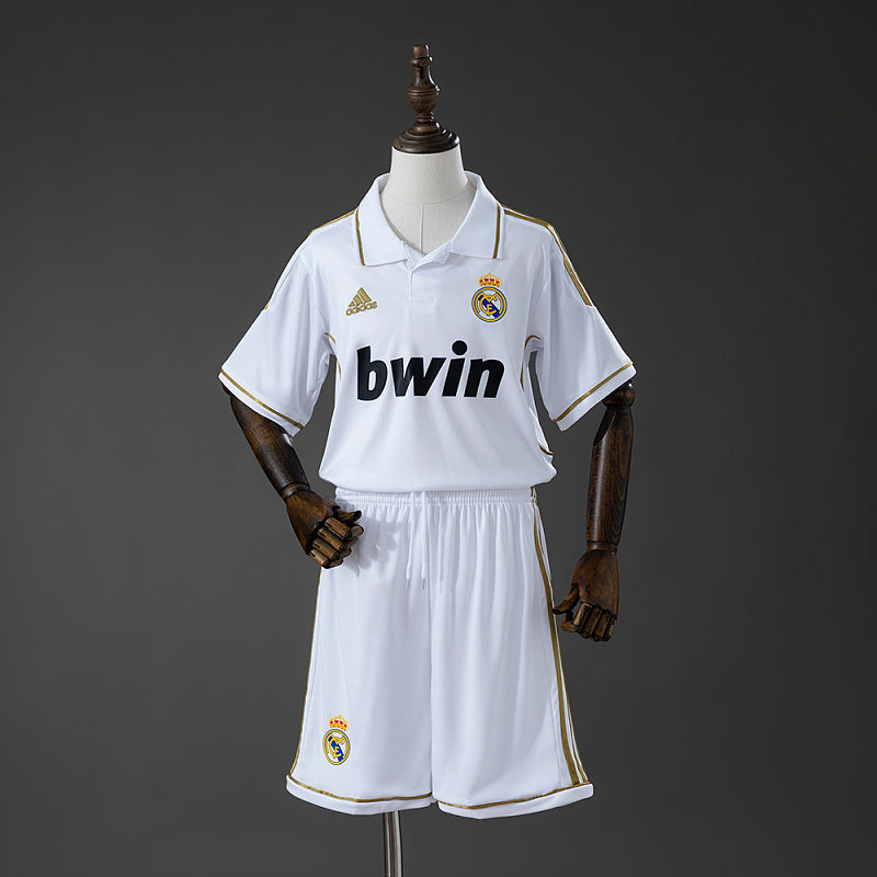 RM 11/12 Kids Home Kit retro